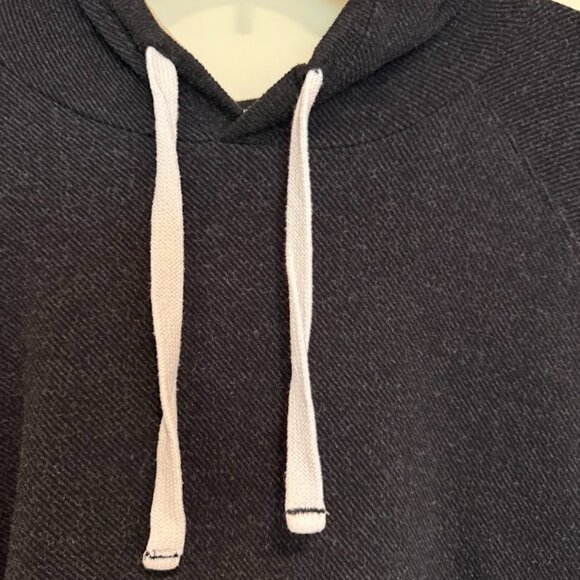 Faherty Legend Heathered Hoodie in Black Twill, Size XL - Picture 7 of 9